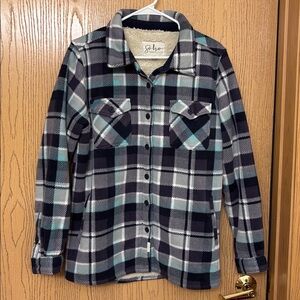 SOHO THREADS Sherpa Lined Plaid Fleece Jacket, size L. Great for winter!❄️❄️❄️